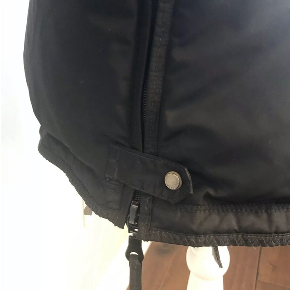 Parajumpers - Picture 9 of 12